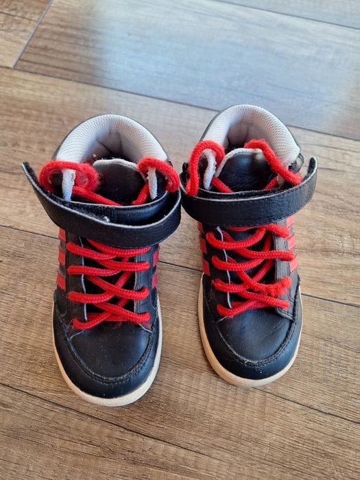 Buty Adidas dla chłopca