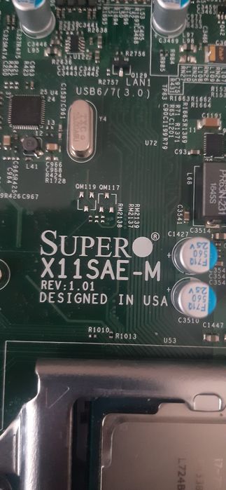 Серверная (workstation )материнская плата Supermicro X11SAE-M