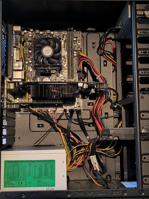 Rezerwacja GTAIV AMD A4-5300\12GB ram\SSD128GB\500GB\Nvidia 9800 GT