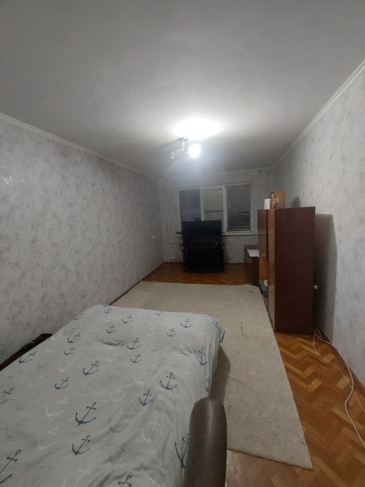 Продам 2х кімнатну квартиру.4/5.41000₴+торг