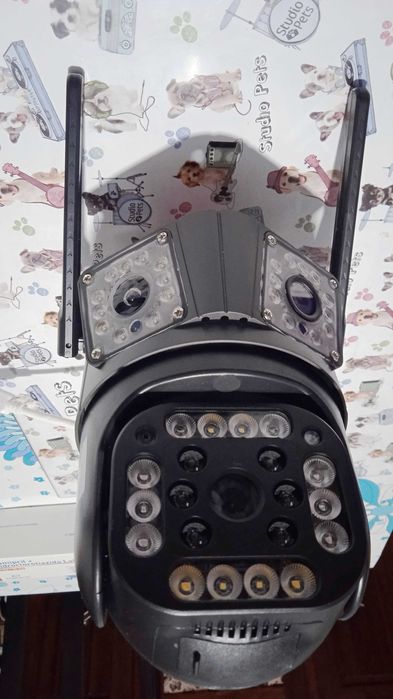 NOVO PREÇO - Câmara de vigilância para uso no exterior.