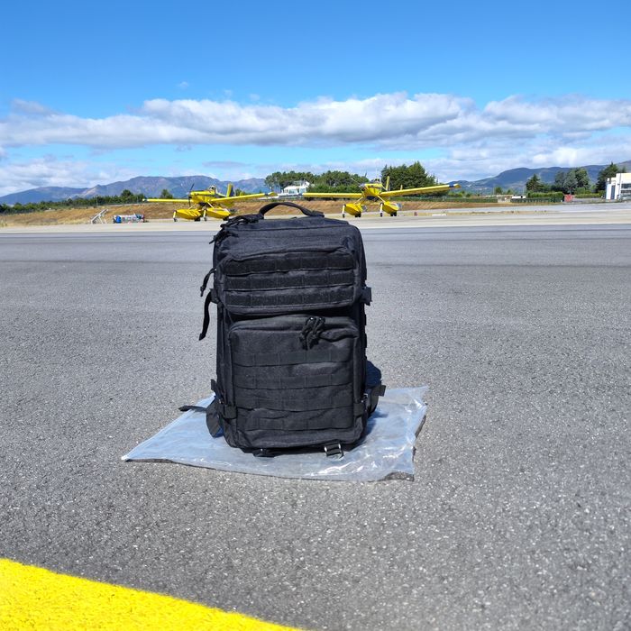 Mochila 45 L preta Nova