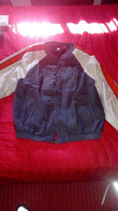 Casaco estilo baseball
