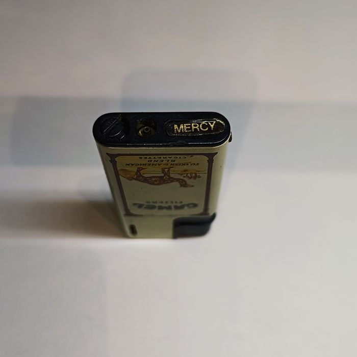 Isqueiro Vintage Camel estado Razoável