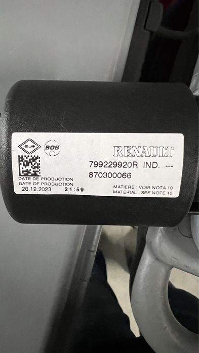 Chapeleira / Tampo mala  DACIA JOGGER