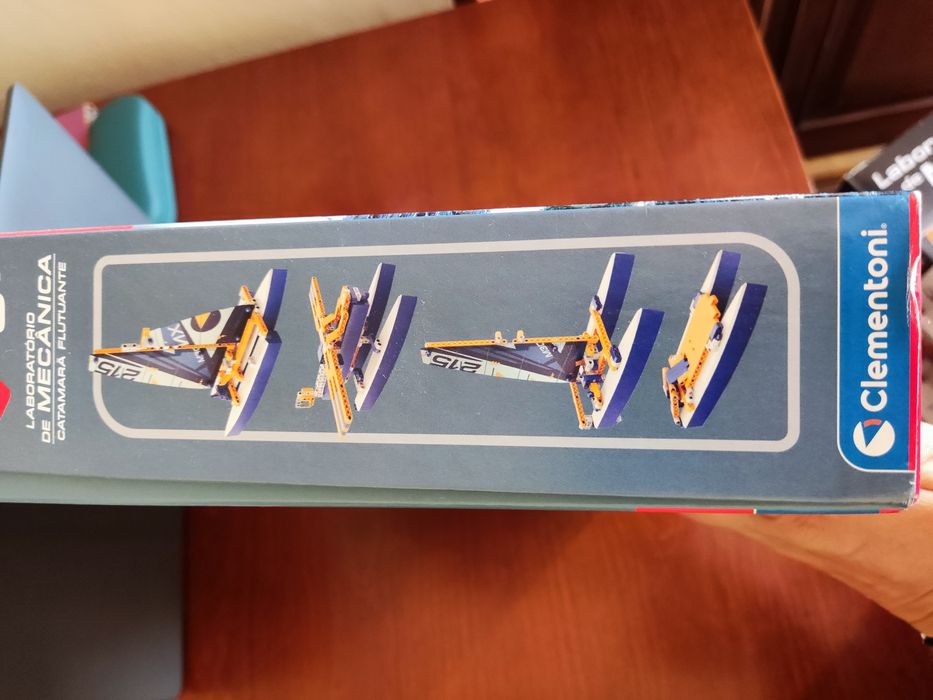 Lego Clementoni Catamarã flutuante