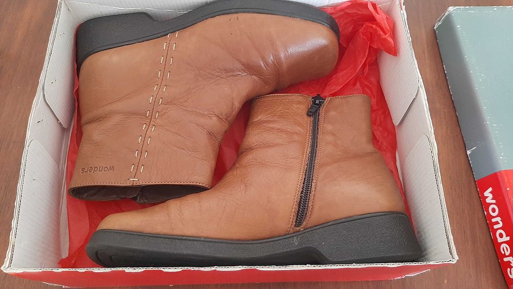 Botas/botins pele castanho mel 36 marca portuguesa WONDERS