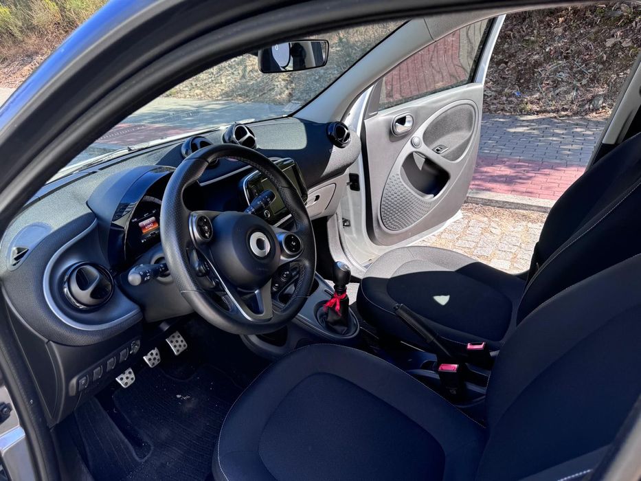Carro Smart forfour
