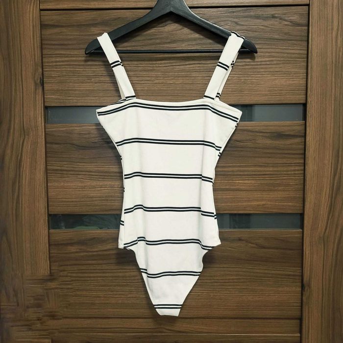 Body w paski Bershka