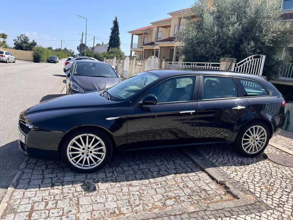 Alfa Romeu 159 Sportwagon 1.9 JTDM 16V Q-Tronic