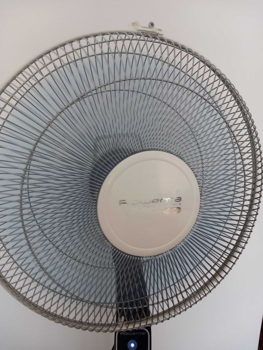 Ventoinha de Pé Rowenta Turbo Silence Extreme – Excelente Estado