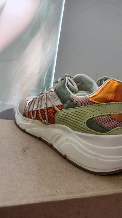 Tamaris zamszowe sneakersy damskie rozmiar 39