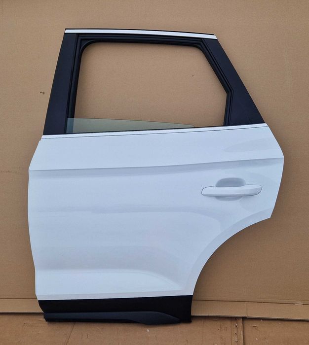 AUDI Q5 80A Двері