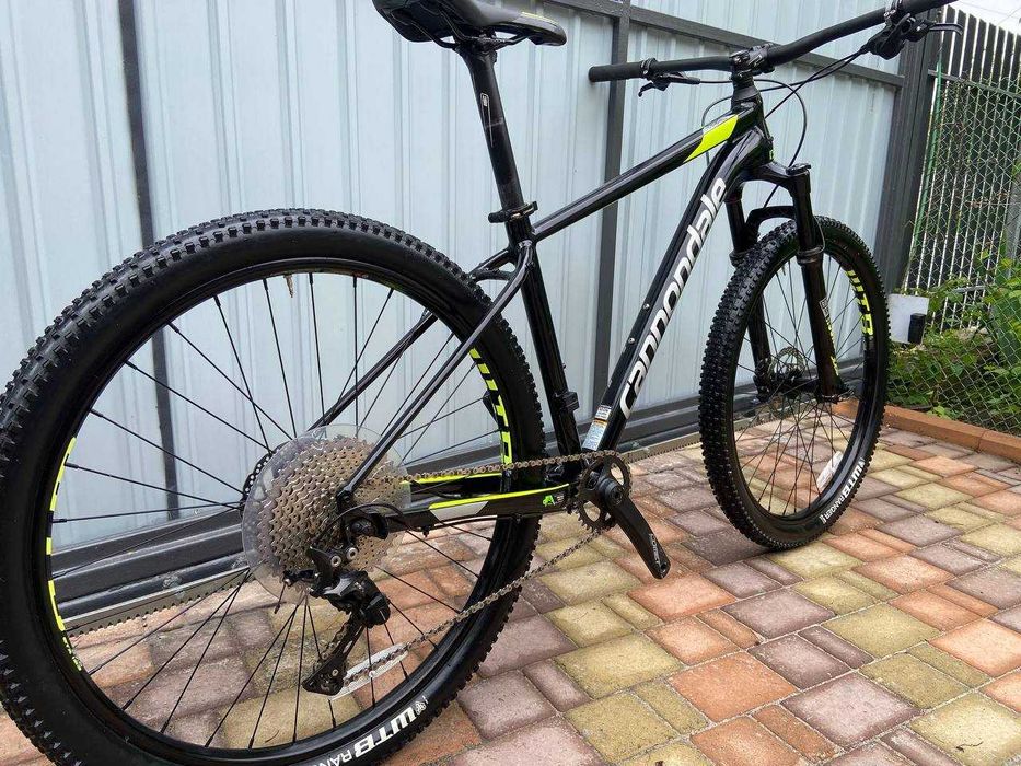 Топовий велосипед Cannondale каннондеил  Trail Two 27,5 RockShox Judy