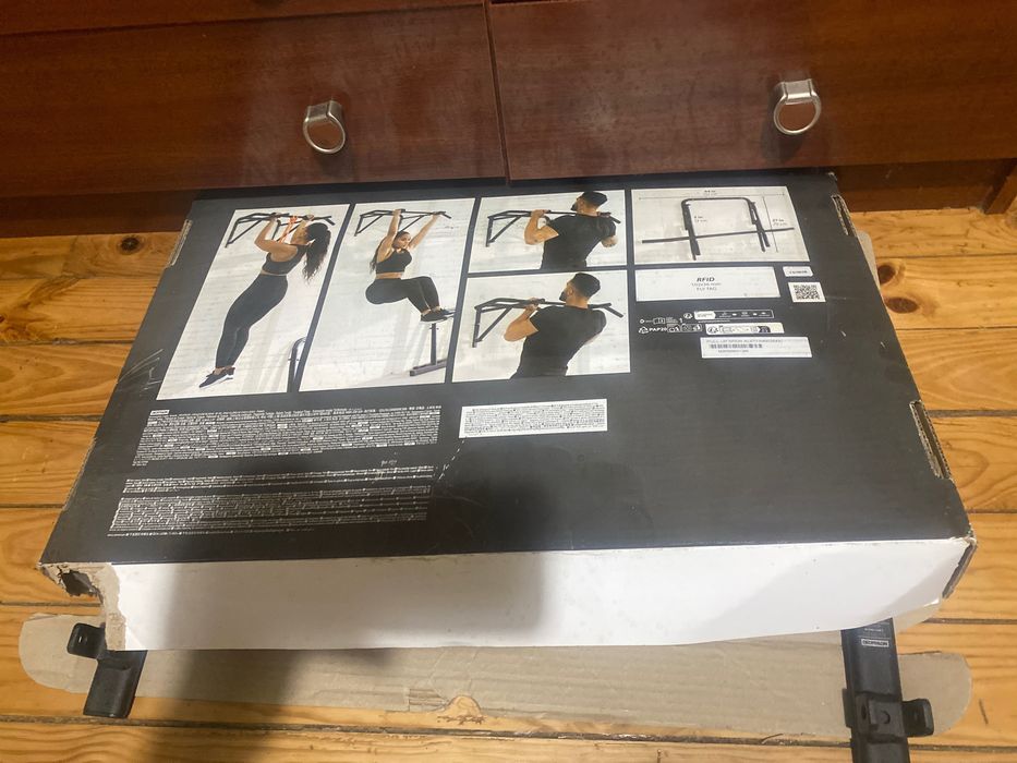 Compact Pull-Up Bar64740736470019121