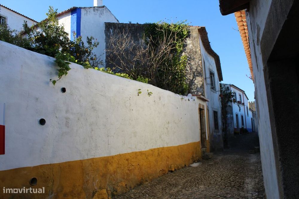 Venda Terreno — Santa Maria, São Pedro E Sobral Da Lagoa, Leiria