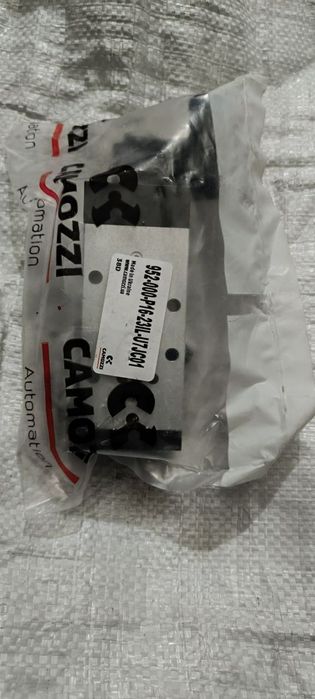 Пневмораспределитель camozzi 952-000-p16-23il