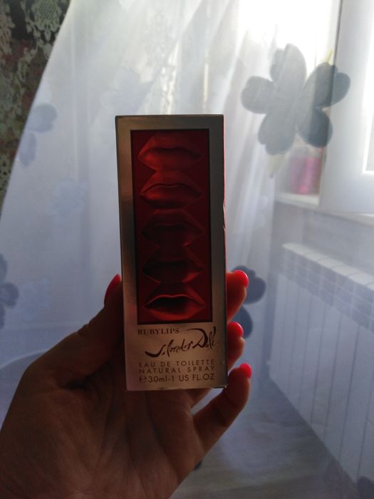 Продам свои духи в остатках