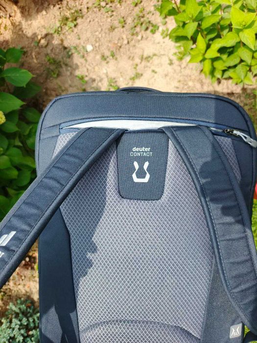 Plecak Deuter Aviant Carry On 28 SL do podróży