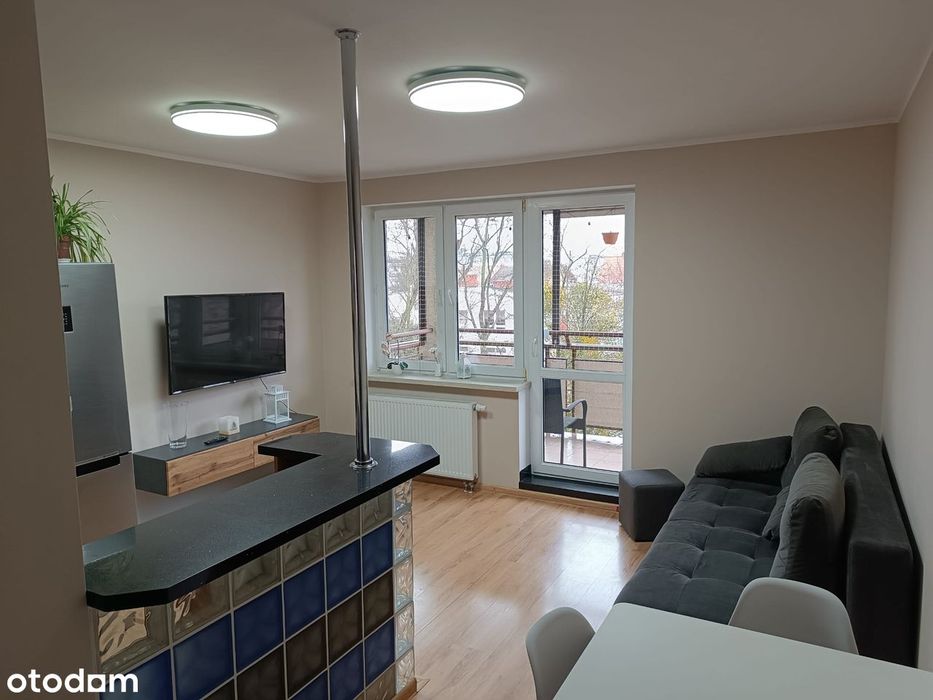 3 pokojowe mieszkanie z balkonem. Możliwość dokupienia garażu.