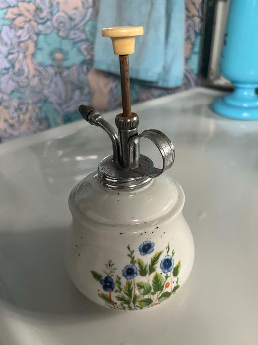 Exótico perfumador de loiça vintage