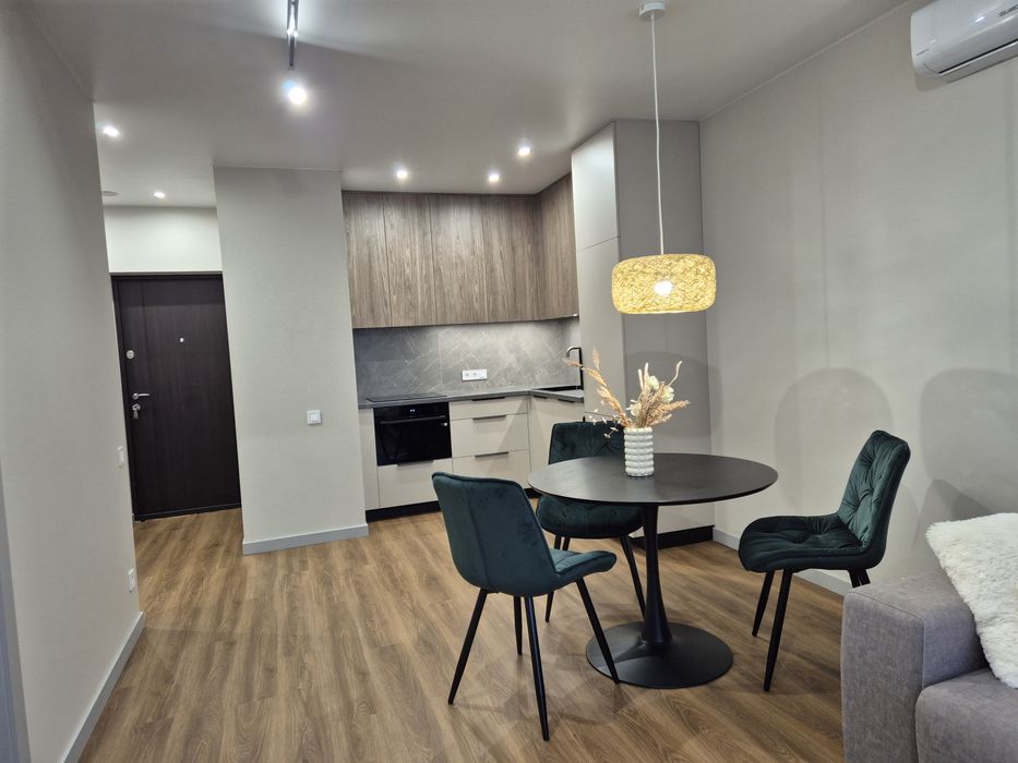 Оренда 46м2 Варшавський-2/Варшавский. Дизайн.р-нт. Крістерів,16