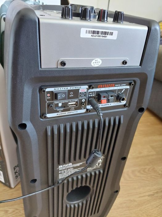 Coluna Karaoke AIWA Bluetooth + Microfones – Nova (oportunidade)