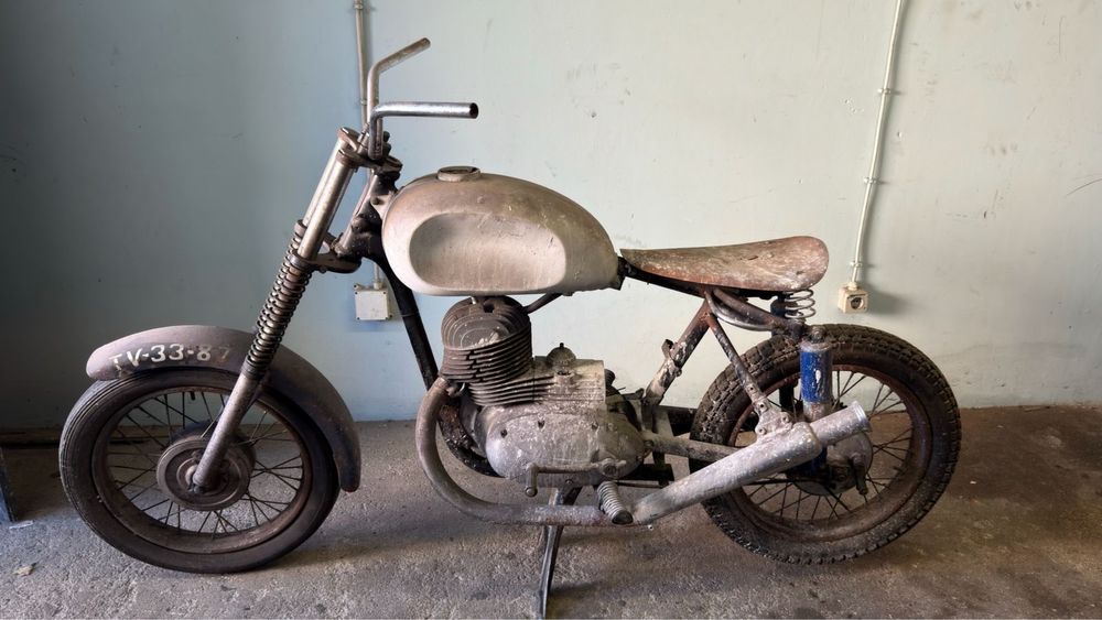 Motos e Scooters para Peças ou Inteiras – Ideais para Customização e Reparos 2