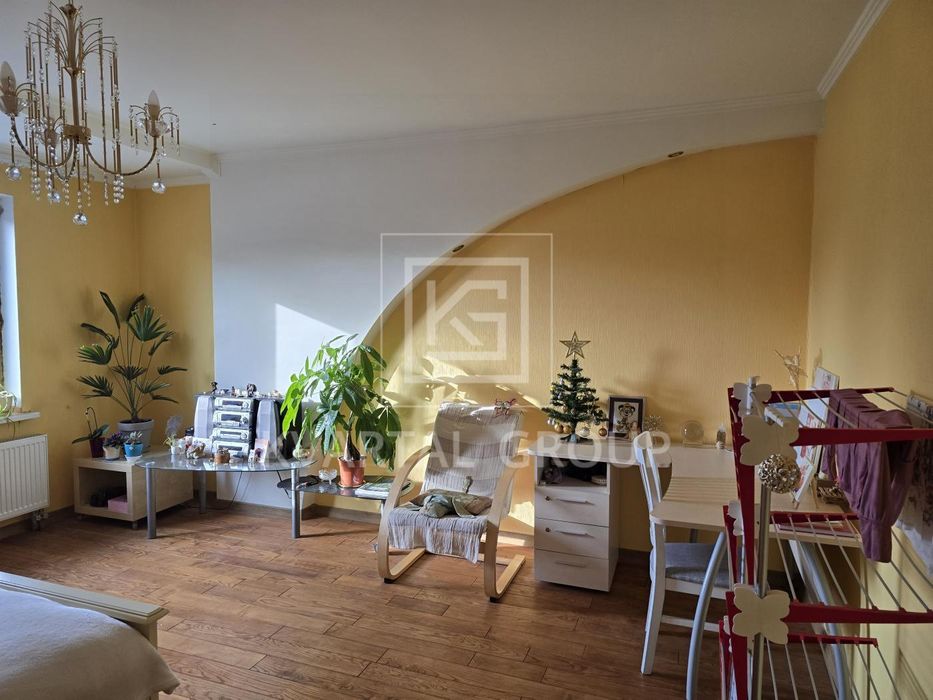 Продаж вул Квіткова, Ворзель