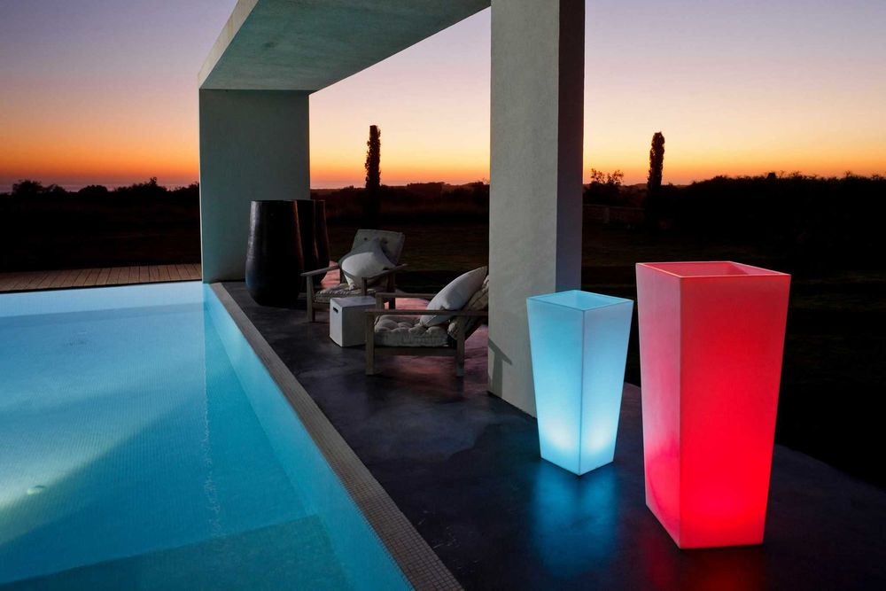 Mobiliario led vasos com iluminação