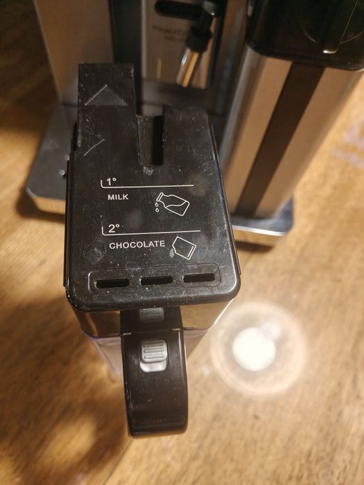 DeLonghi PrimaDonna Exclusive ESAM 6900.M.
