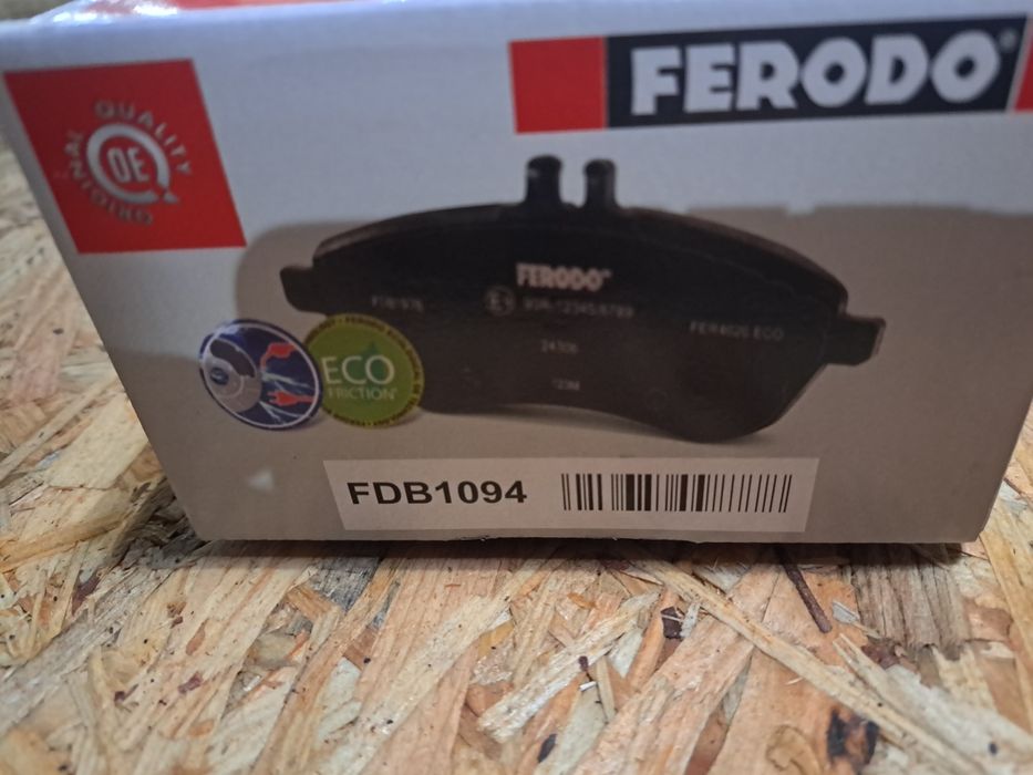 Гальмівні колодки на Шкода Фабія