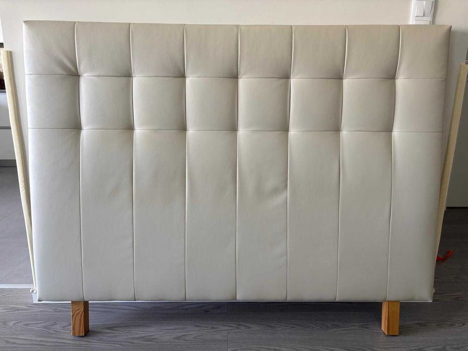 Cabeceira estofada creme 160 cm — IKEA
