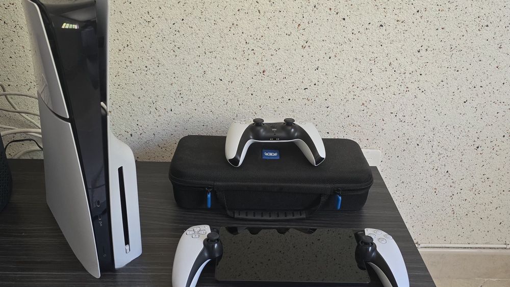 Vendo ps5 slim 1T