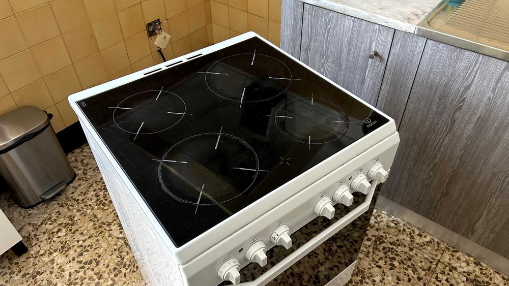 Fogão e Forno Elétrico INDESIT