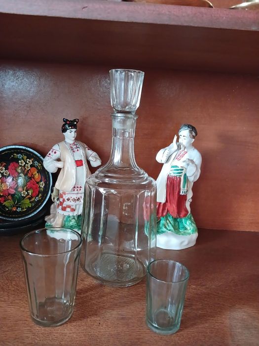 Графин 1,8л времен СССР.