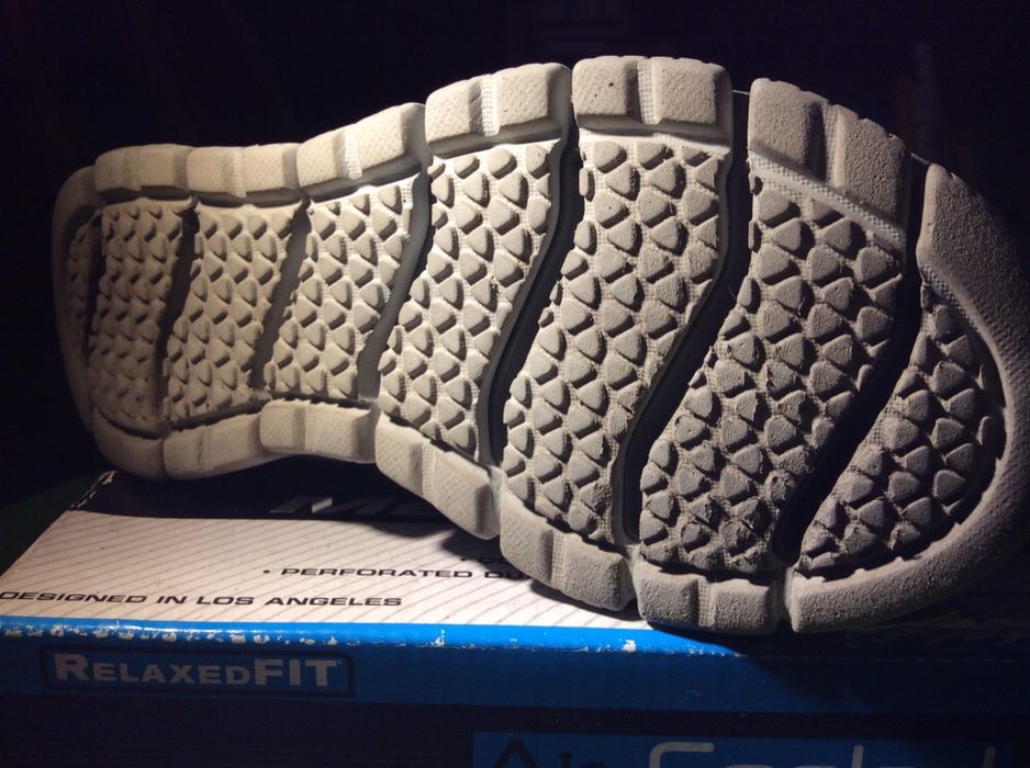 Туфли Skechers слипоны для мальчика, размер EUR 32