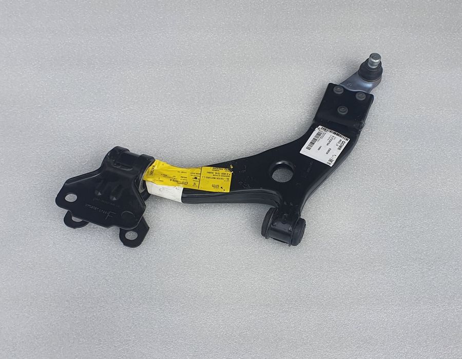 Lincoln MKC рычаг левый правый  EJ7Z3079A MCF2306 ричаг