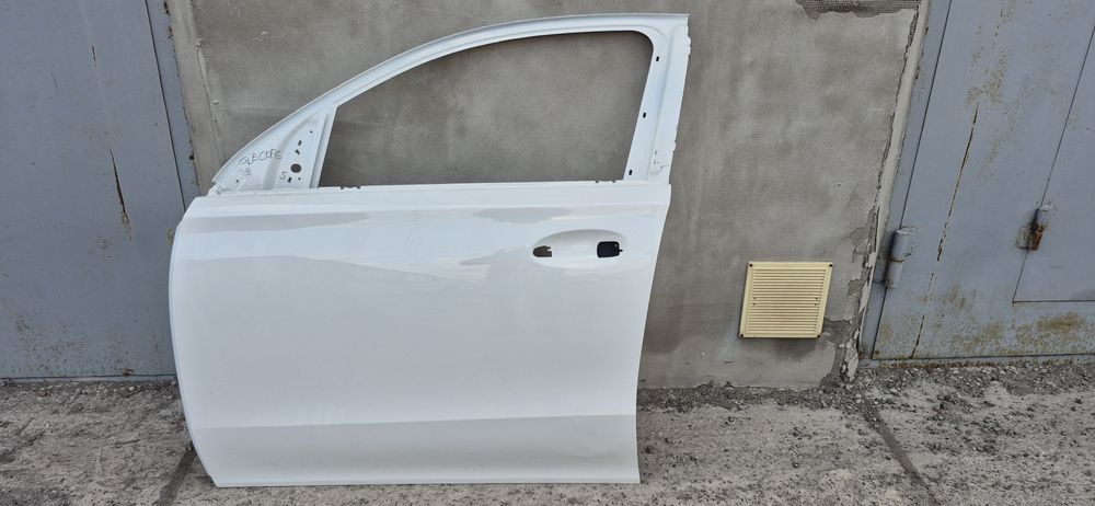 Двері ліві Мерседес GLE COUPE W167