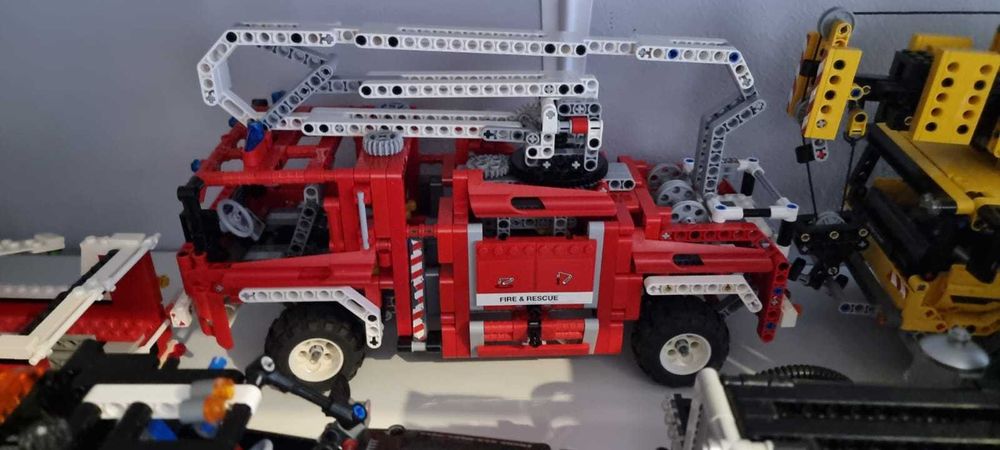 Klocki LEGO Technic 8289 - Wóz strażacki super prezent na święta