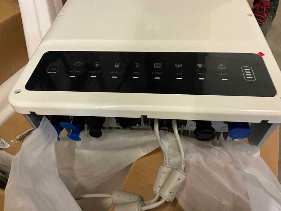 Goodwe power inverter hybrid 3500