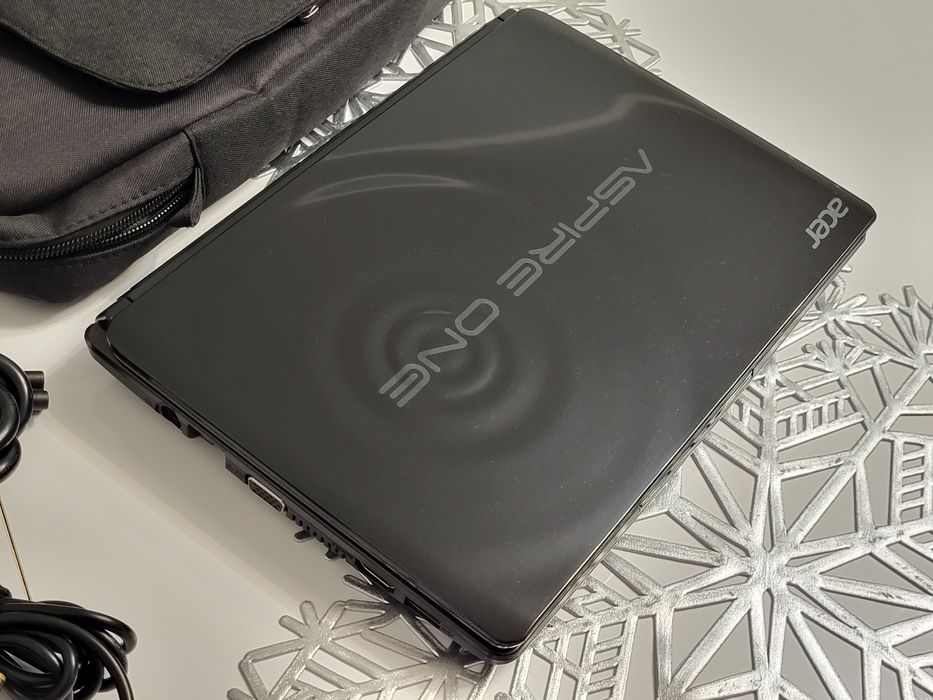 ACER Aspire One D270 10,1" 2GB DDR3 320GB HDD Intel Atom N2600 1.6GHz