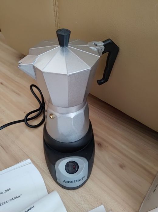 Elektryczna kawiarka Amstrad CM330 super espresso nowa do domu i biura