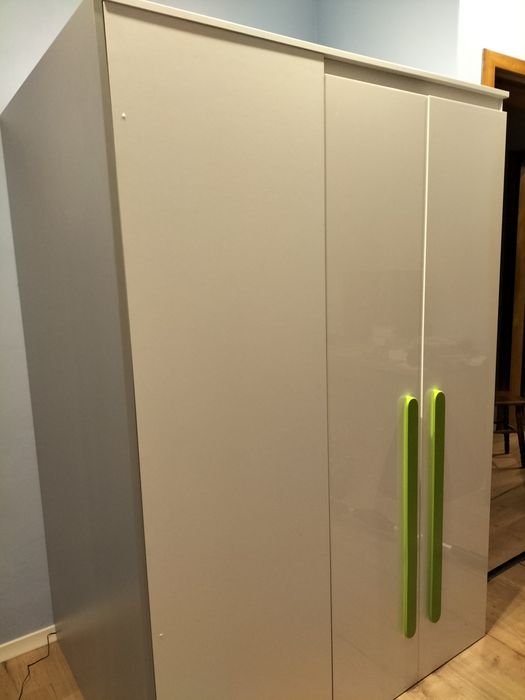Szafa ubraniowa duża używana