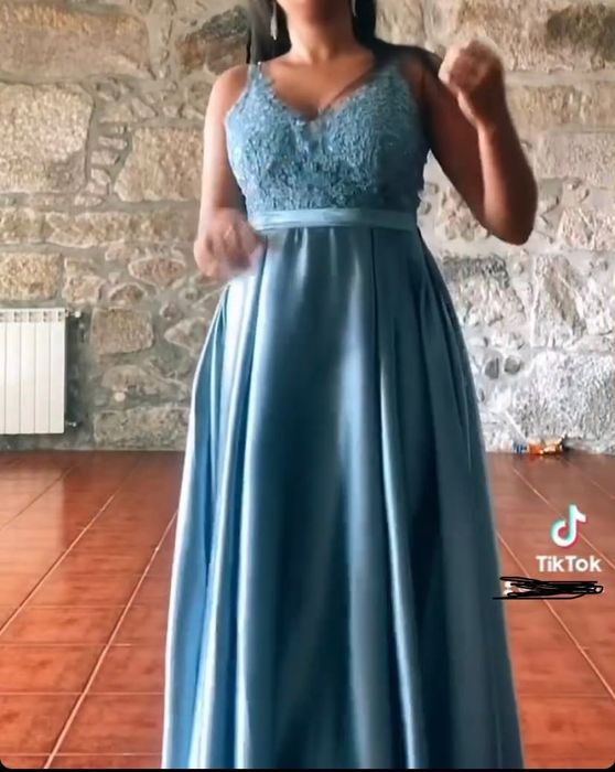 Vestido de baile, uma única vez usado