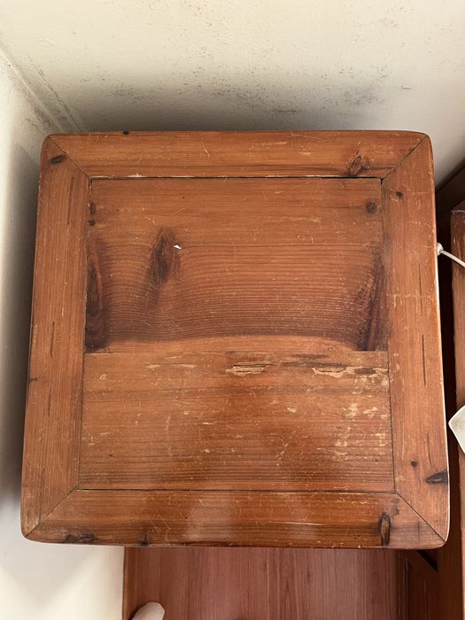 2x Mesa Cabeceira Oriental