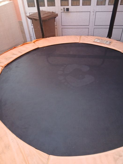 trampolim 240cm.