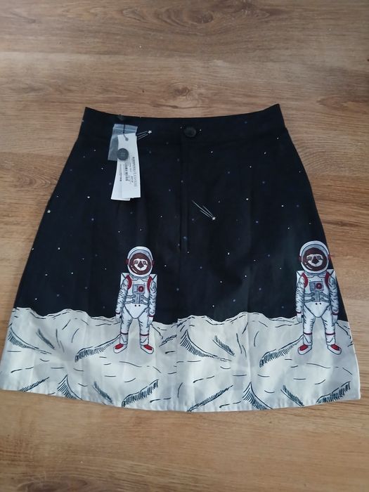 Spódniczka kosmos artystyczna mini xs 34,36 black friday nowa hit
