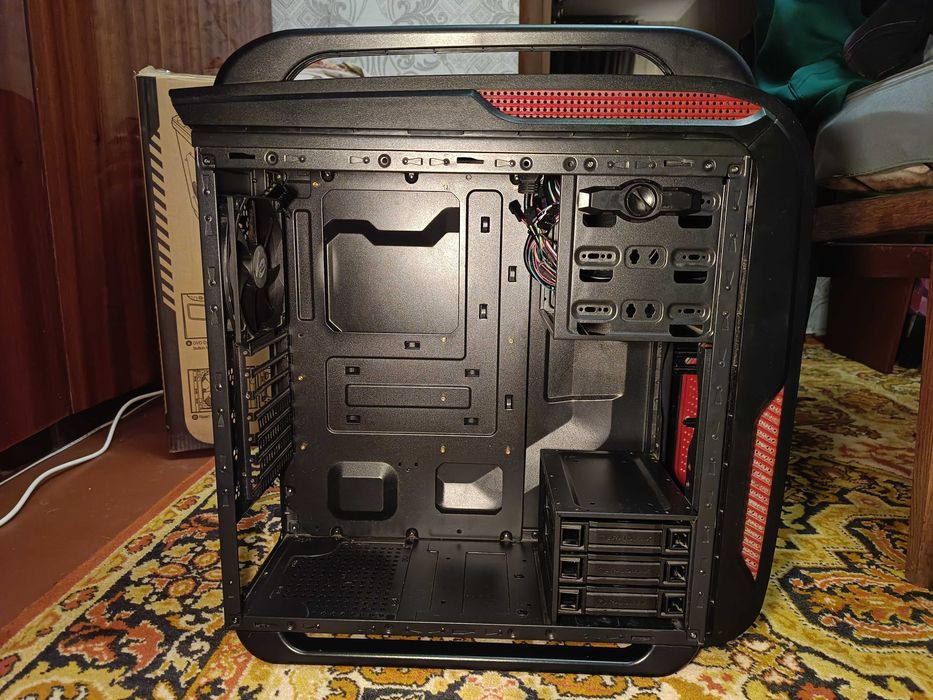 Корпус Raidmax TIGERSHARK (366WB)