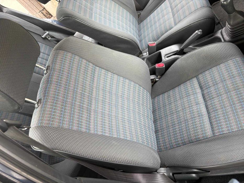Toyota Corolla 1.3 XLi 1996 – motor fiável, estética com história